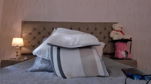 corinabrown_ online show from February 2025 02:58:02 PM