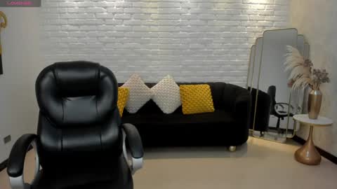 Corinne Russo online show from January 2025 05:12:02 AM