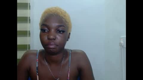 cornxcuntx online show from November 2025 09:28:01 PM