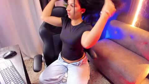 Lunita online show from June 2026 01:46:01 PM