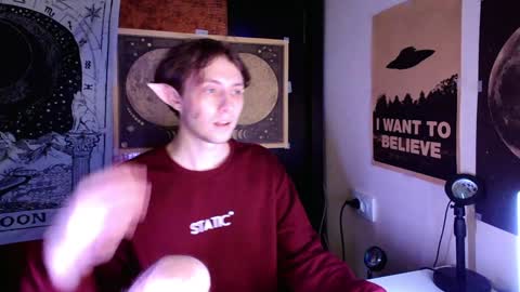 Snapshot of cosmonudes chatting on January 2025 11:38:01 PM Barry online show from January 2025 11:38:01 PM