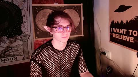 Snapshot of cosmonudes chatting on January 2025 05:13:02 PM Barry online show from January 2025 05:13:02 PM