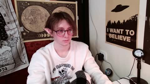 Snapshot of cosmonudes chatting on January 2025 03:49:01 PM Barry online show from January 2025 03:49:01 PM