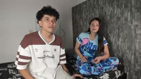 Val y Sal online show from May 2026 11:06:01 AM