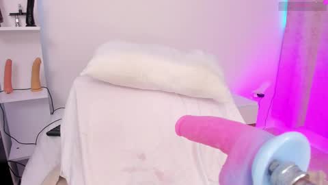 Maria  online show from March 2025 11:12:02 AM