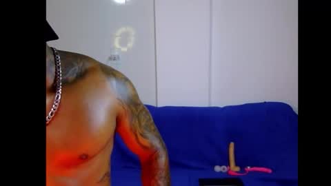 Snapshot of coupleinblack chatting on March 2026 03:01:01 AM Otto - Aron online show from March 2026 03:01:01 AM