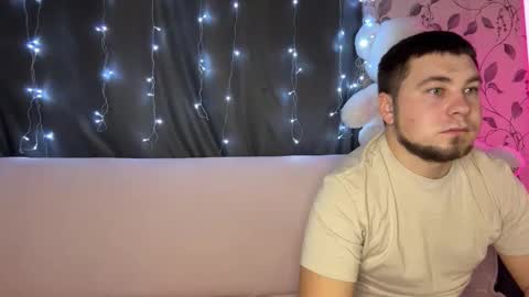 Emily  Ryan online show from December 2025 08:29:01 PM