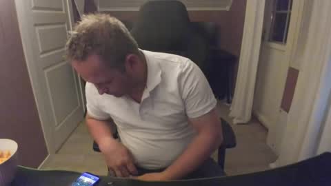 Snapshot of coupleofnor chatting on June 2026 10:33:02 PM coupleofnor online show from June 2026 10:33:02 PM
