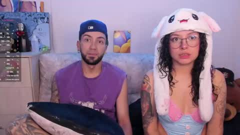 Snapshot of couplevibes_ chatting on July 2026 02:41:01 AM Emily Andy online show from July 2026 02:41:01 AM