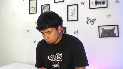 Juli and Liam online show from January 2025 04:44:01 AM