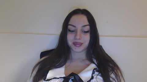 Courtney online show from December 2024 08:05:01 AM