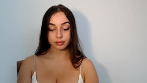 Courtney online show from September 2025 02:07:02 PM