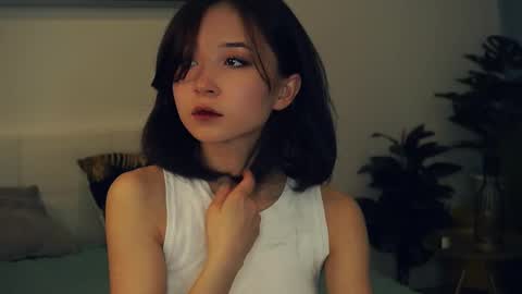 Yui online show from February 2025 07:35:01 AM