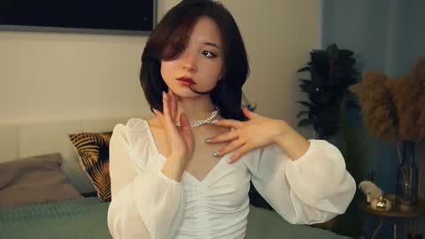 Yui online show from February 2025 08:07:01 AM