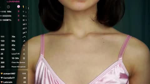 Yui online show from March 2025 01:48:01 PM