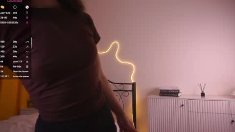 Yui online show from April 2026 06:55:02 AM