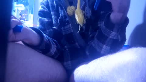 Snapshot of crackback_kyd chatting on December 2024 05:24:01 PM crackback_kyd online show from December 2024 05:24:01 PM