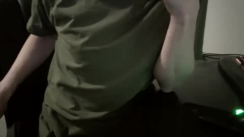 crafty333 online show from February 2026 11:01:01 PM