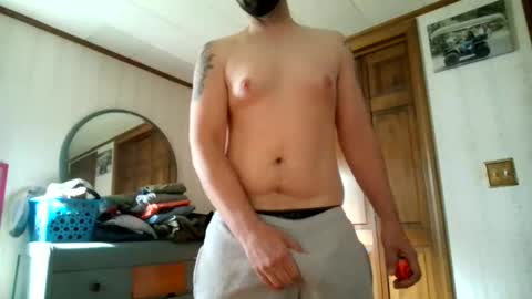 Snapshot of craigga153 chatting on May 2026 11:40:01 AM craigga153 online show from May 2026 11:40:01 AM