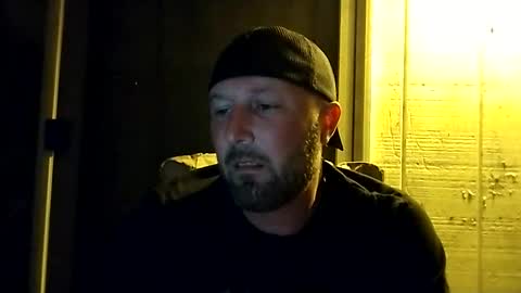 cray82 online show from April 2026 01:12:01 AM