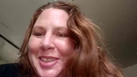 Crazy7red online show from October 2025 07:03:01 PM