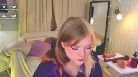 Sonya online show from April 2026 09:35:01 PM