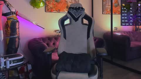 Snapshot of crazy_baby69 chatting on January 2025 03:14:02 PM online show from January 2025 03:14:02 PM