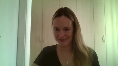 Anny online show from February 2025 05:20:02 PM