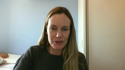 Anny online show from September 2025 03:45:01 PM