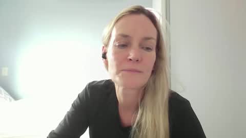 Anny online show from February 2026 05:51:02 PM