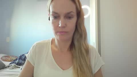 Anny online show from April 2026 10:46:01 AM