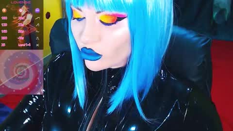 Roxy online show from October 2025 02:02:02 PM