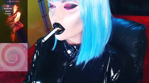 Roxy online show from May 2026 03:27:01 PM