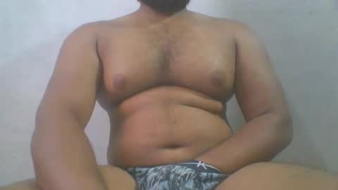 crazzy_booy online show from April 2026 05:03:01 AM
