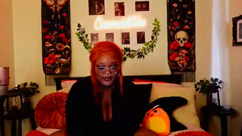 Snapshot of creamsiclevee chatting on June 2026 07:03:02 PM Vee online show from June 2026 07:03:02 PM