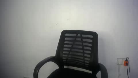 Snapshot of creamy_choconasty chatting on December 2025 12:40:01 AM Mila online show from December 2025 12:40:01 AM