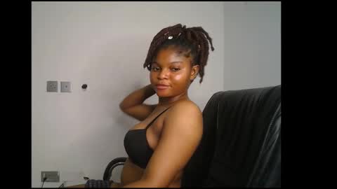 Snapshot of creamy_juicypussy chatting on March 2025 04:03:02 PM Lady jasmine online show from March 2025 04:03:02 PM