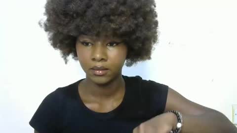 queen online show from January 2025 10:02:01 AM