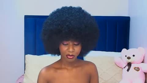 queen online show from April 2026 09:01:02 PM