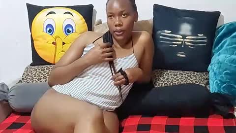 creamyhub online show from December 2025 07:36:02 AM