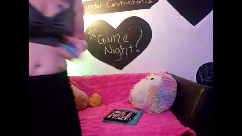 Snapshot of creamymilf11 chatting on October 2025 05:54:02 AM creamymilf11 online show from October 2025 05:54:02 AM