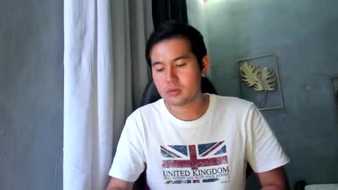 BareCreamyCum online show from January 2025 04:43:02 PM