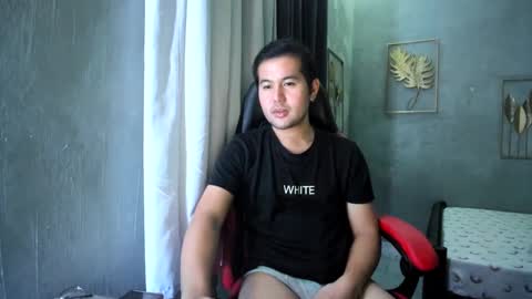 BareCreamyCum online show from January 2025 02:25:01 PM