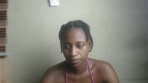 creamyxmuffin online show from October 2025 09:04:02 AM