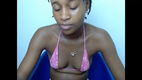 creamyxmuffin online show from October 2025 07:50:02 AM