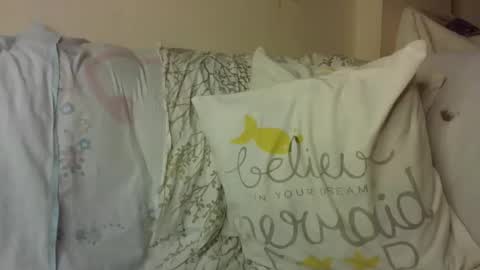 Snapshot of creamyy_pussy chatting on October 2025 08:20:01 PM creamyy_pussy online show from October 2025 08:20:01 PM