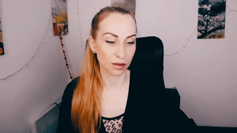 Snapshot of create_your_own_sun chatting on May 2026 08:12:02 AM Lera online show from May 2026 08:12:02 AM