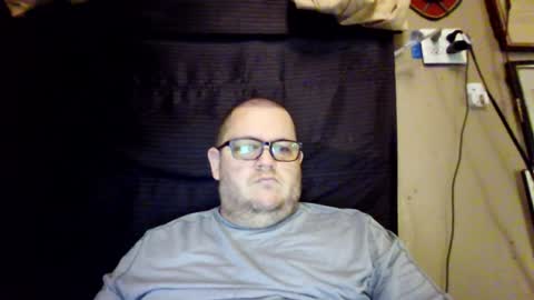 Snapshot of creeeping_death chatting on December 2024 09:12:01 PM The hopeless romantic online show from December 2024 09:12:01 PM