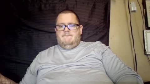 Snapshot of creeeping_death chatting on December 2024 08:51:01 PM The hopeless romantic online show from December 2024 08:51:01 PM