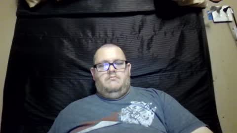 Snapshot of creeeping_death chatting on January 2025 01:04:02 AM The hopeless romantic online show from January 2025 01:04:02 AM